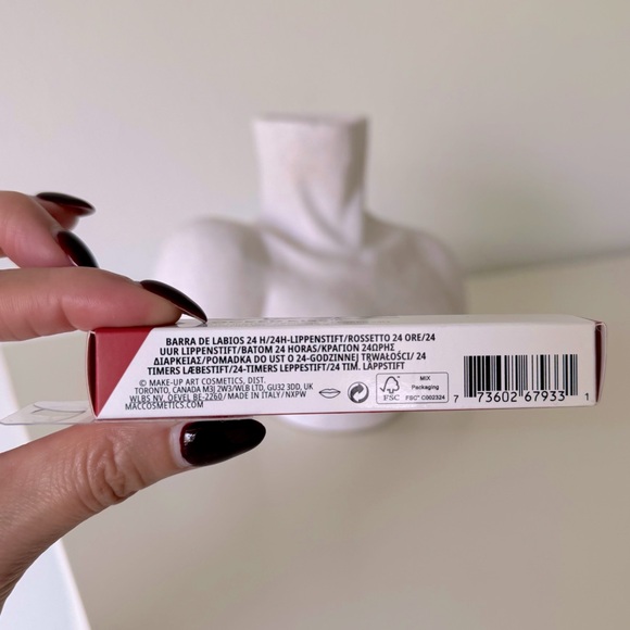 MAC Cosmetics Locked Kiss 24 HR Lipstick, Vicious - Picture 6 of 7